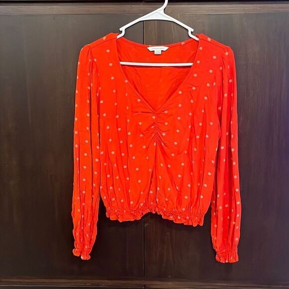 American Eagle Red Long Sleeve V-Neck Top Size Small - Picture 1 of 5